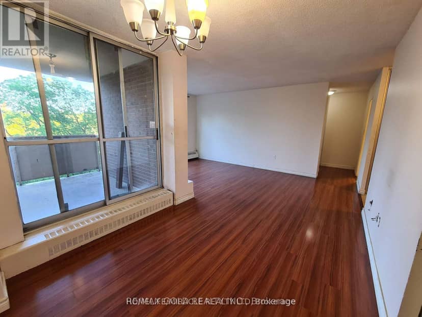 405 - 335 Driftwood Avenue — photo 16 of 18