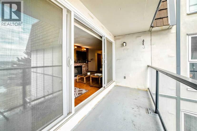 201, 512 Cedar Crescent SW — photo 26 of 40