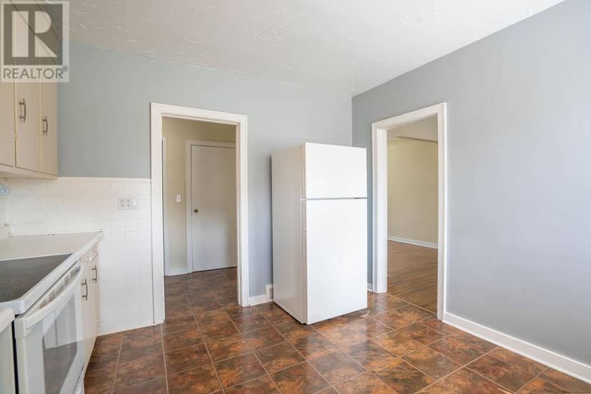341 Devon RD — photo 9 of 24