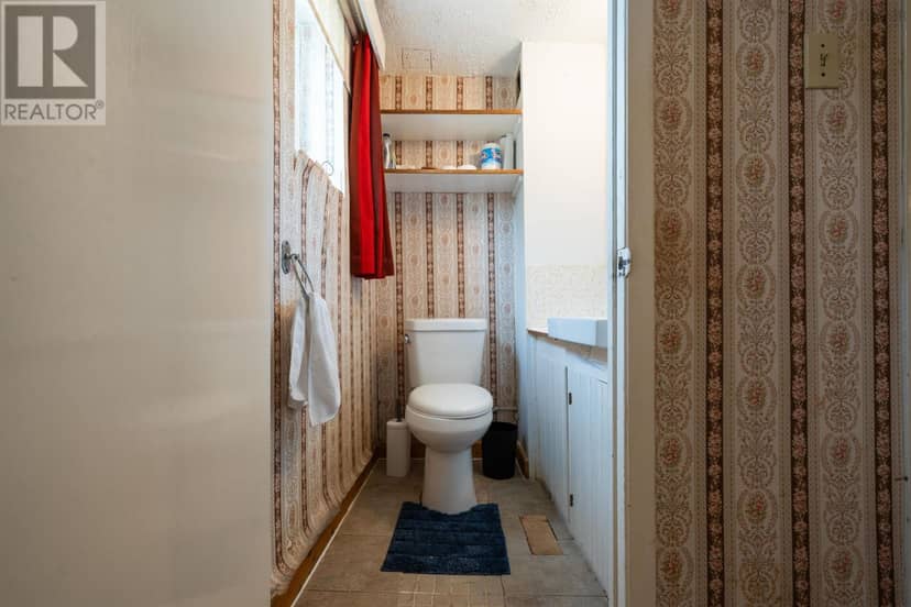 111 Minto Road — photo 11 of 40