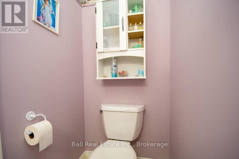 90 Albert Street — photo 17 of 35