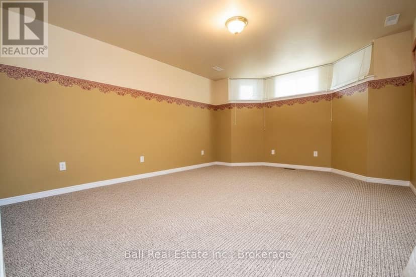 90 Albert Street — photo 27 of 35