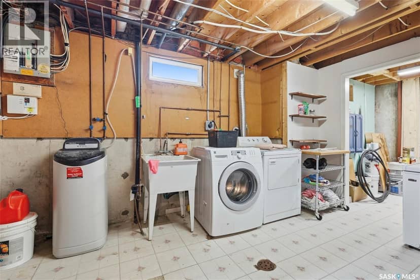94 Andre AVENUE — photo 29 of 32