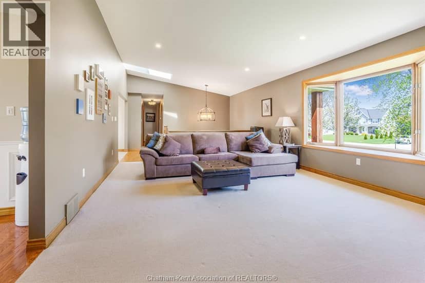 10609 Lakeview DRIVE — photo 12 of 40