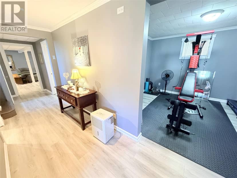 14 Earle Drive — photo 37 of 40