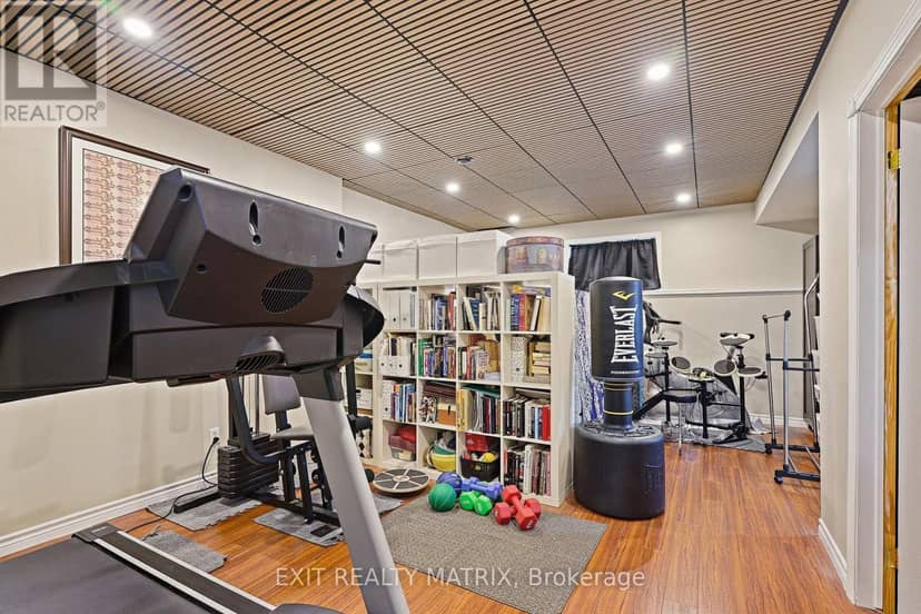 65 Lachaine Street — photo 27 of 35