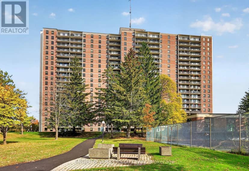 301 - 665 Bathgate Drive, Ottawa