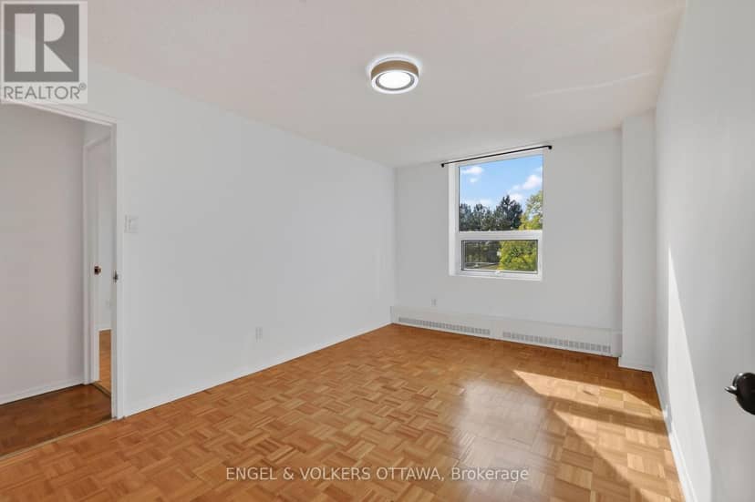 301 - 665 Bathgate Drive — photo 15 of 34