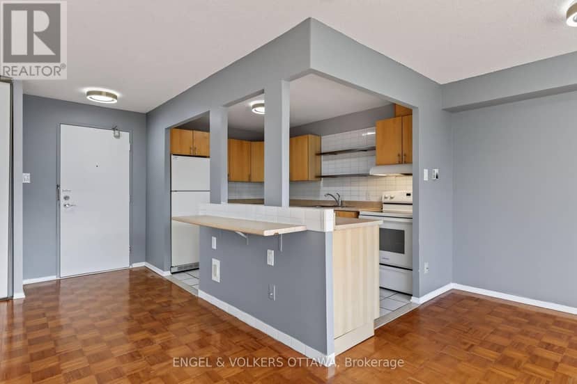 301 - 665 Bathgate Drive — photo 9 of 34