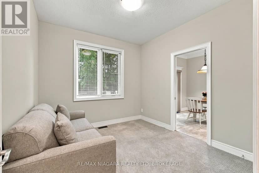 17 - 92 Loretta Drive — photo 18 of 36