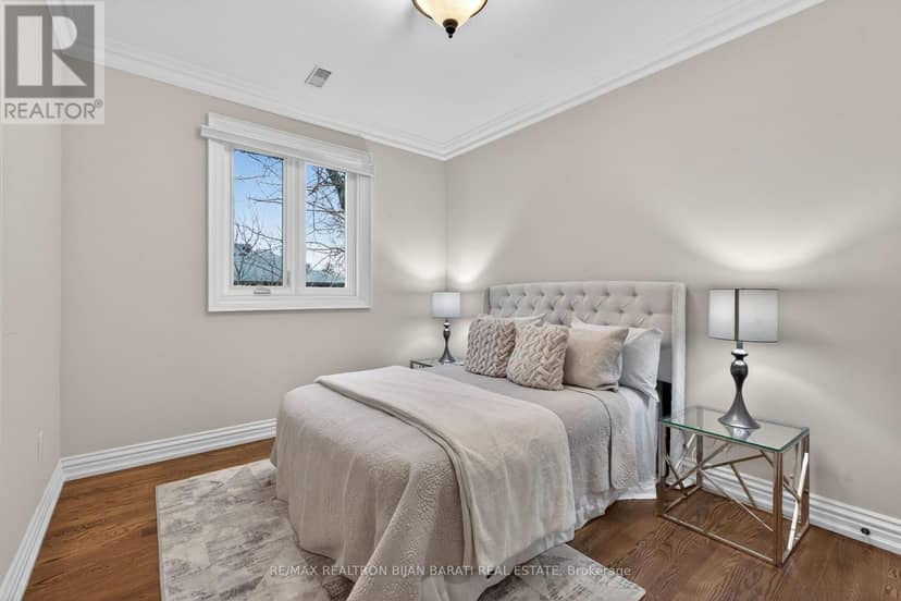 274 Greenfield Avenue — photo 34 of 40