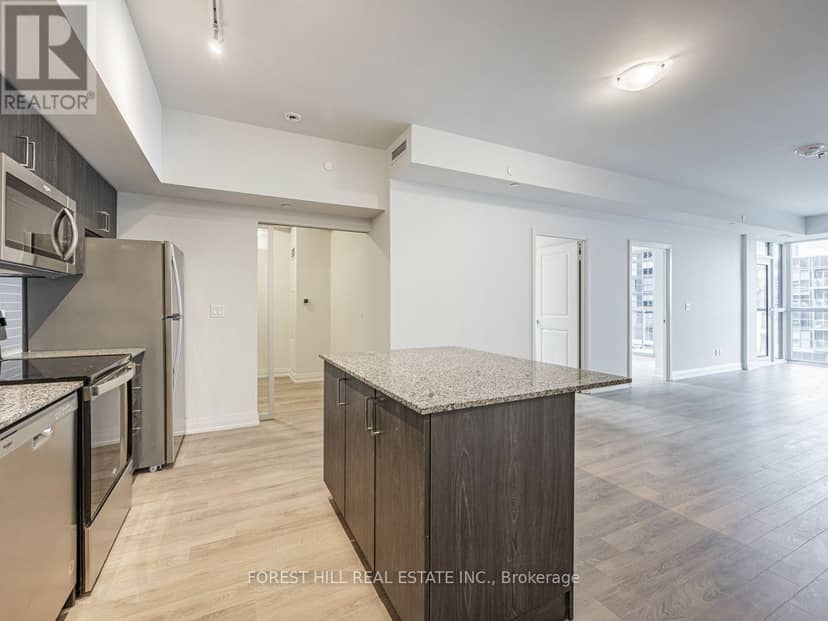 401 - 10 Meadowglen Place, Toronto, photo 2