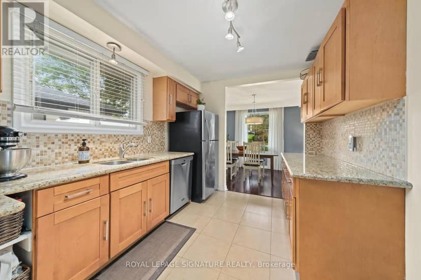 4 Moss Street — photo 11 of 26