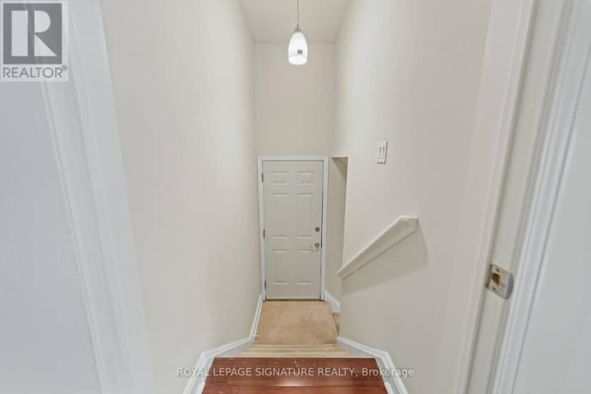 4 Moss Street — photo 16 of 26