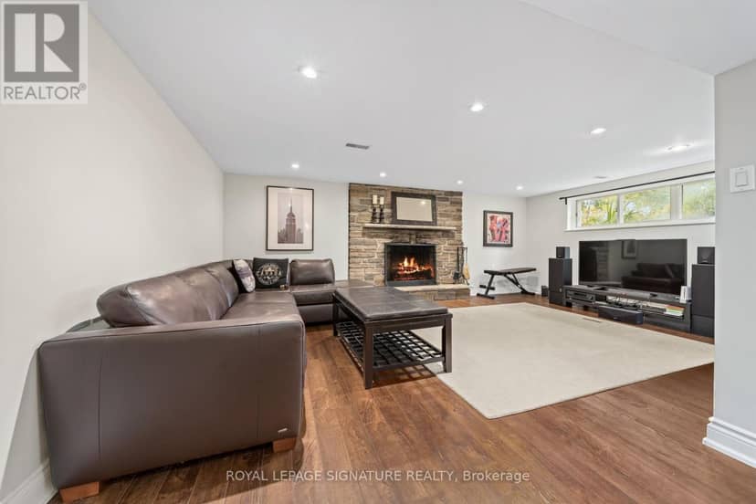 4 Moss Street — photo 18 of 26