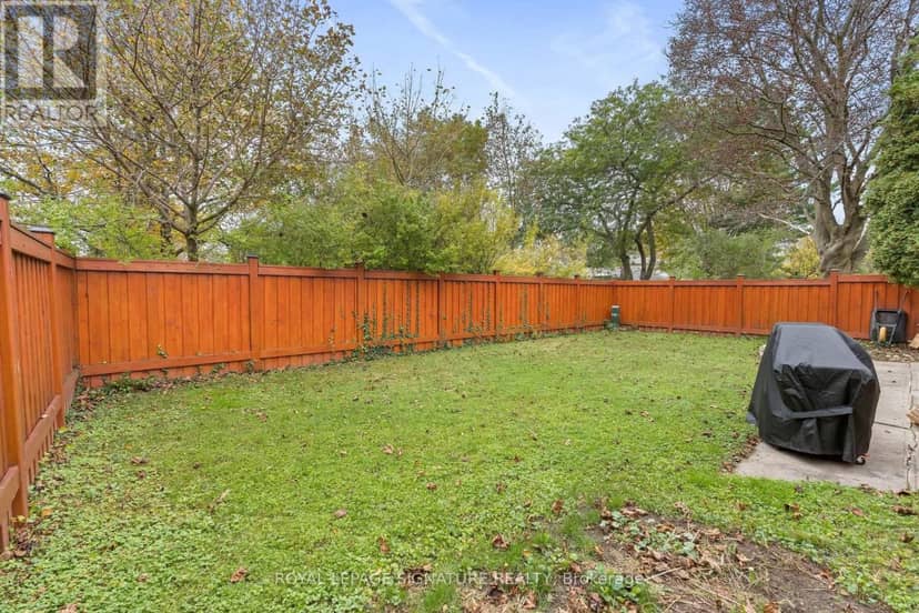 4 Moss Street — photo 25 of 26
