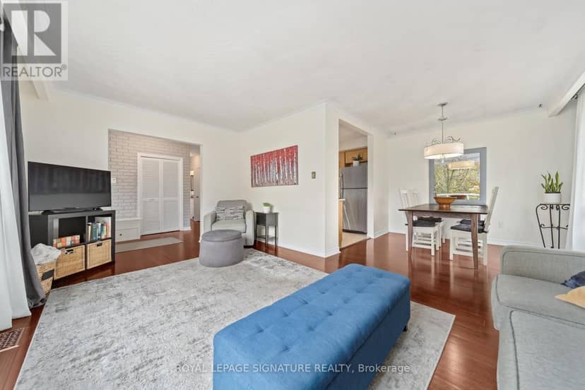 4 Moss Street, Toronto, photo 7
