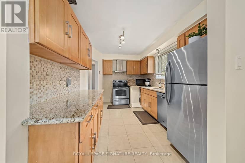 4 Moss Street — photo 9 of 26