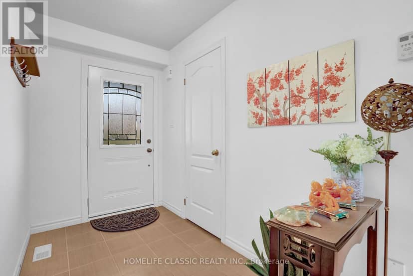 5 Irwin Crescent, New Tecumseth, photo 4
