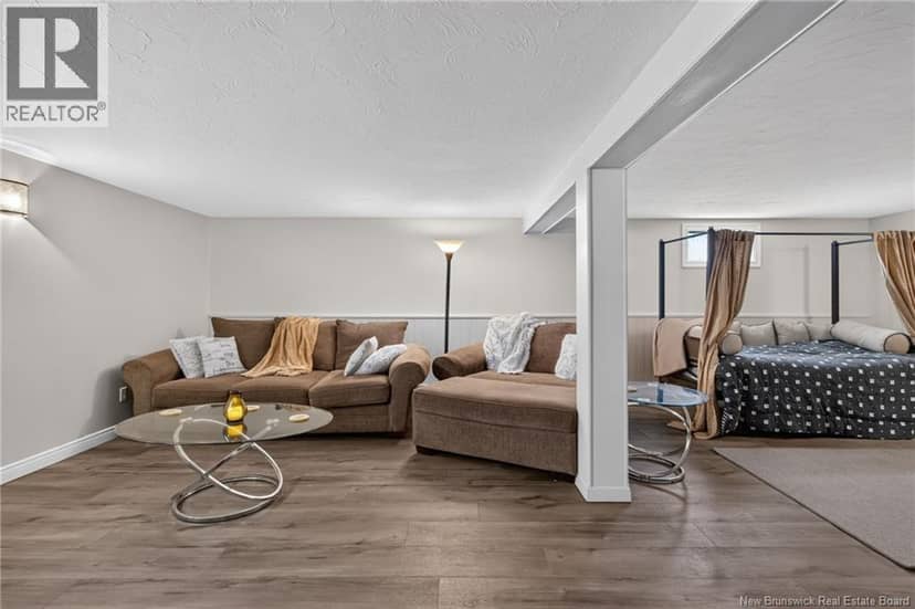 38 Lindsay Street — photo 34 of 40