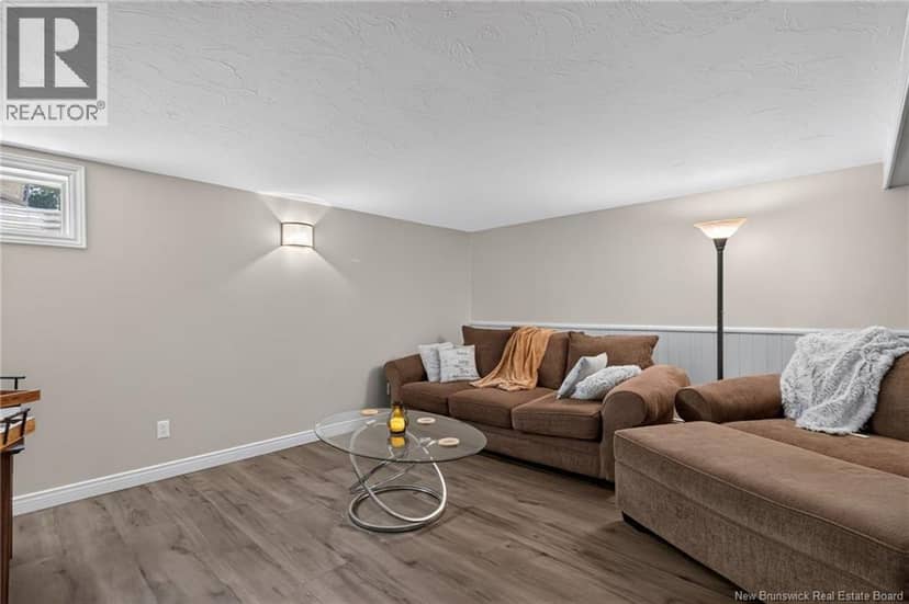 38 Lindsay Street — photo 36 of 40