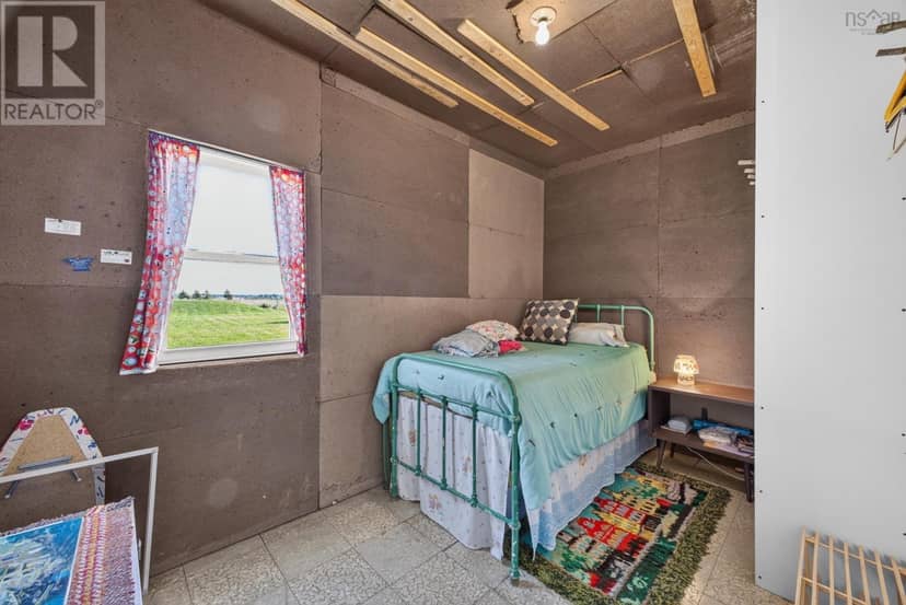 31 QUAHOG Lane — photo 19 of 37
