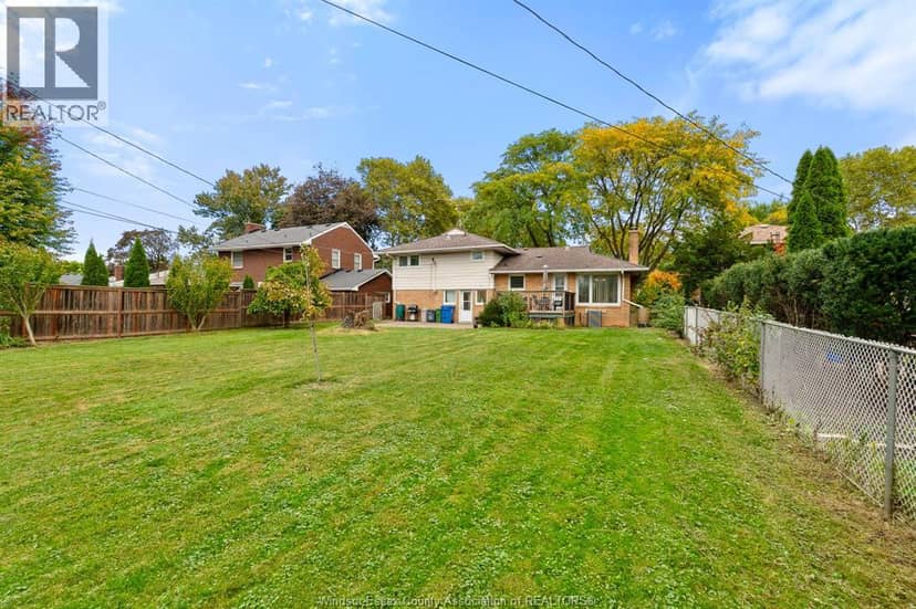 2759 Rockwell Boulevard — photo 39 of 40
