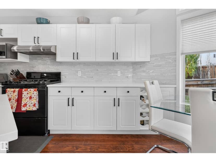 14832 48 ST NW — photo 9 of 40