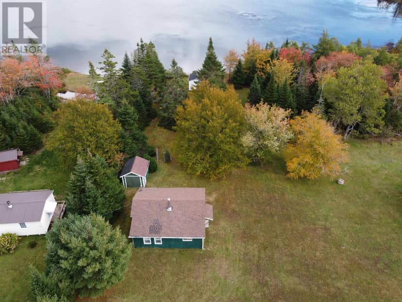 38 Burke Loop, Pleasant Valley, photo 3