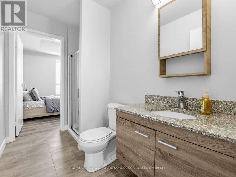 602 - 318 Spruce Street — photo 17 of 27