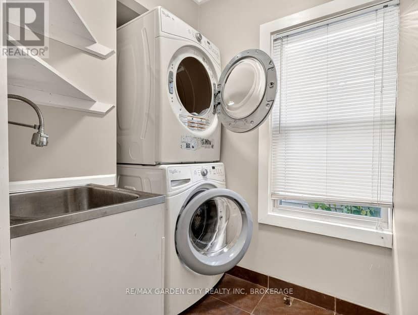 15 Rodman Street — photo 28 of 40