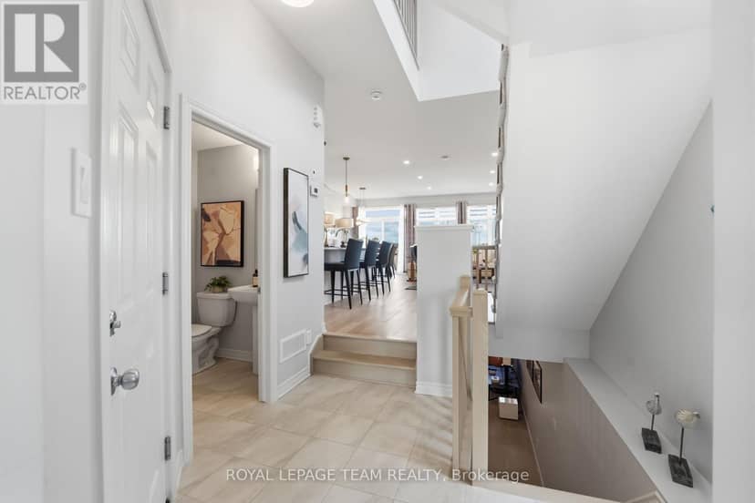 715 Maverick Crescent — photo 38 of 40