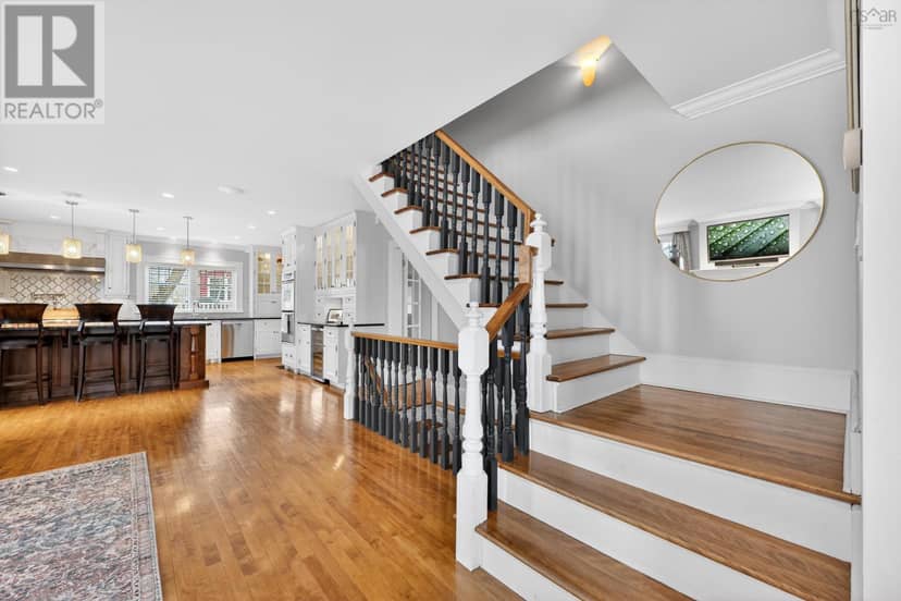 15 Whitney Avenue — photo 16 of 40