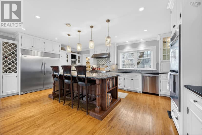 15 Whitney Avenue — photo 13 of 40