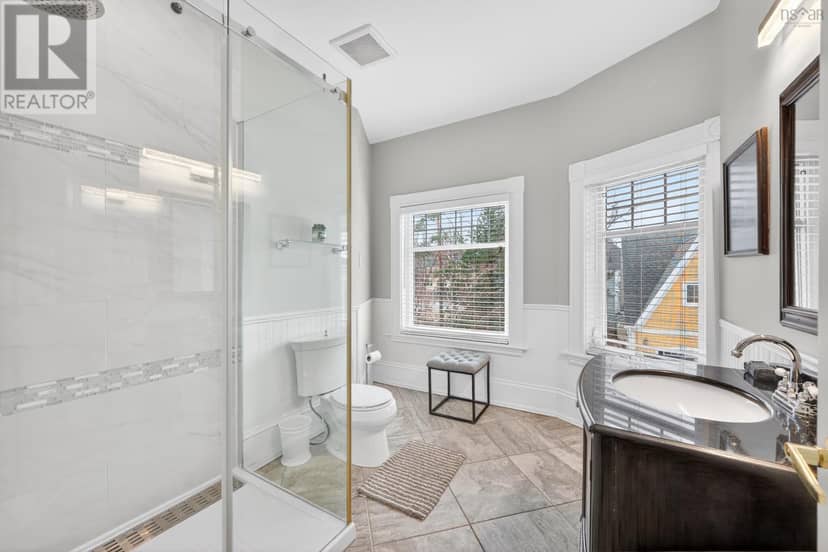 15 Whitney Avenue — photo 33 of 40