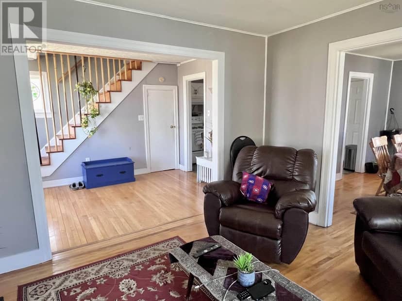 166 North Foord Street — photo 9 of 40