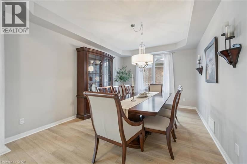 79 ZIEMAN Crescent — photo 9 of 36