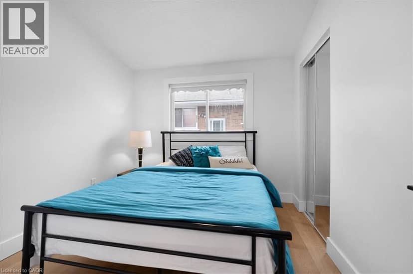 37 LILACSIDE Drive — photo 9 of 27