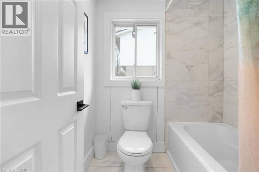 37 LILACSIDE Drive — photo 13 of 27