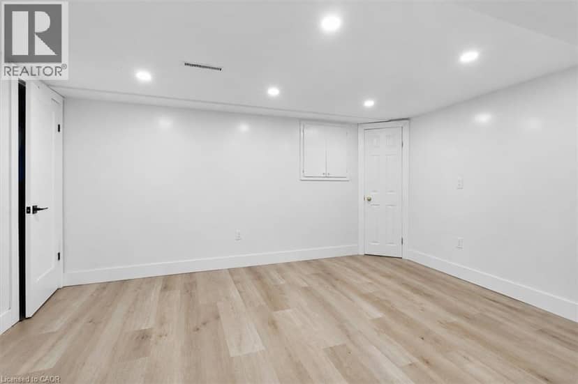 37 LILACSIDE Drive — photo 23 of 27