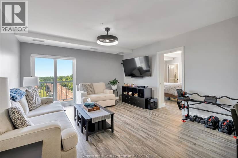 1675 BANWELL ROAD Unit# 705 — photo 10 of 40