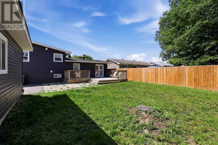 122 Boundary RD — photo 32 of 37