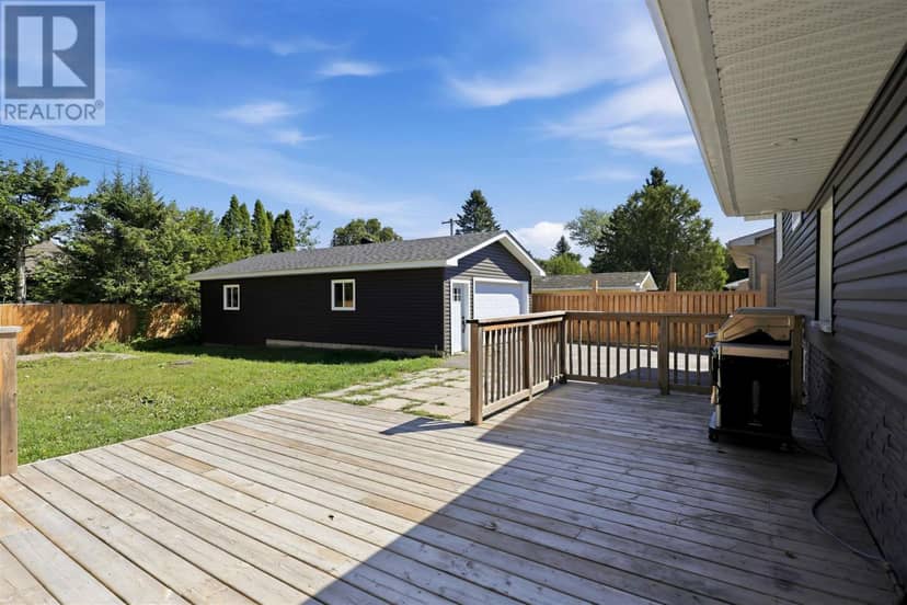 122 Boundary RD — photo 34 of 37