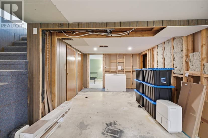 33 Pembroke — photo 15 of 22