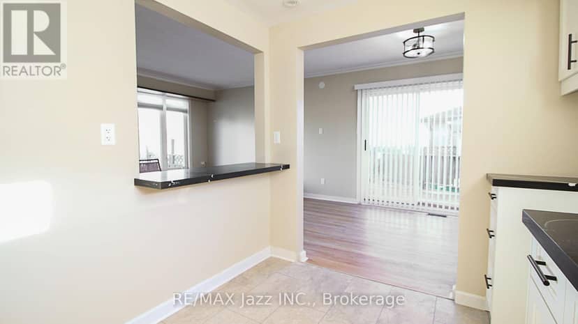 729 Lakeview Avenue — photo 9 of 28