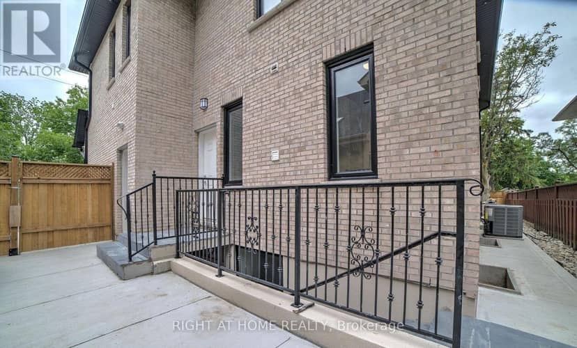 53 Eaglewood Boulevard — photo 31 of 32