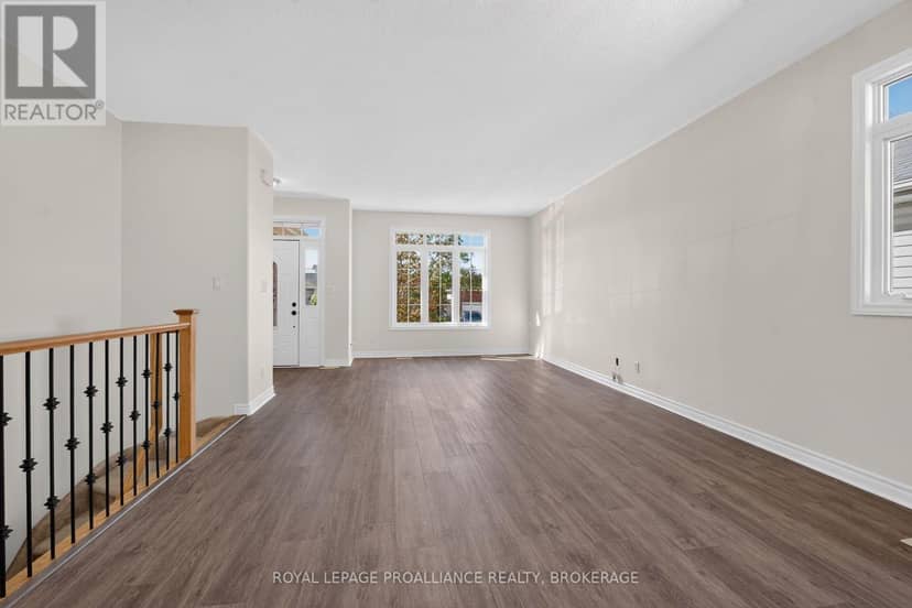 1132 Halifax Drive — photo 10 of 40