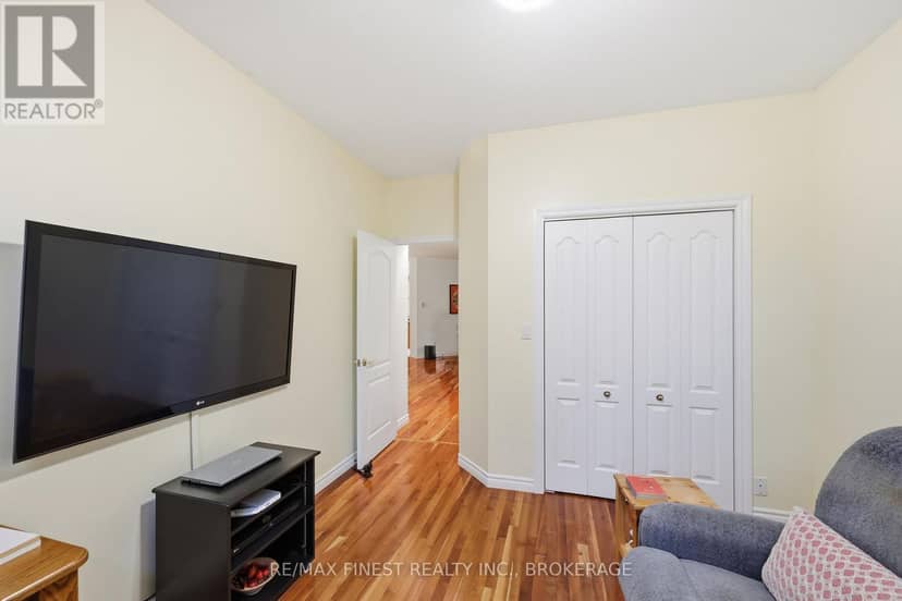 540 Monterey Court — photo 14 of 40