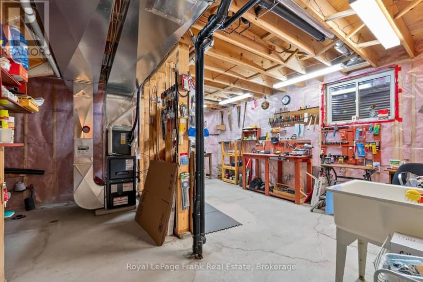39 Green Arbour Way — photo 32 of 40