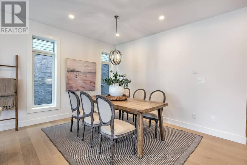 260 Crestview Drive — photo 15 of 38